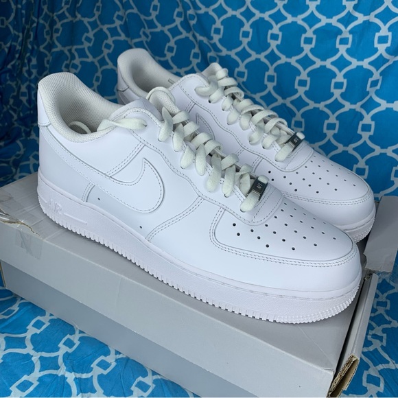 nike air force 1 07 men's size 11